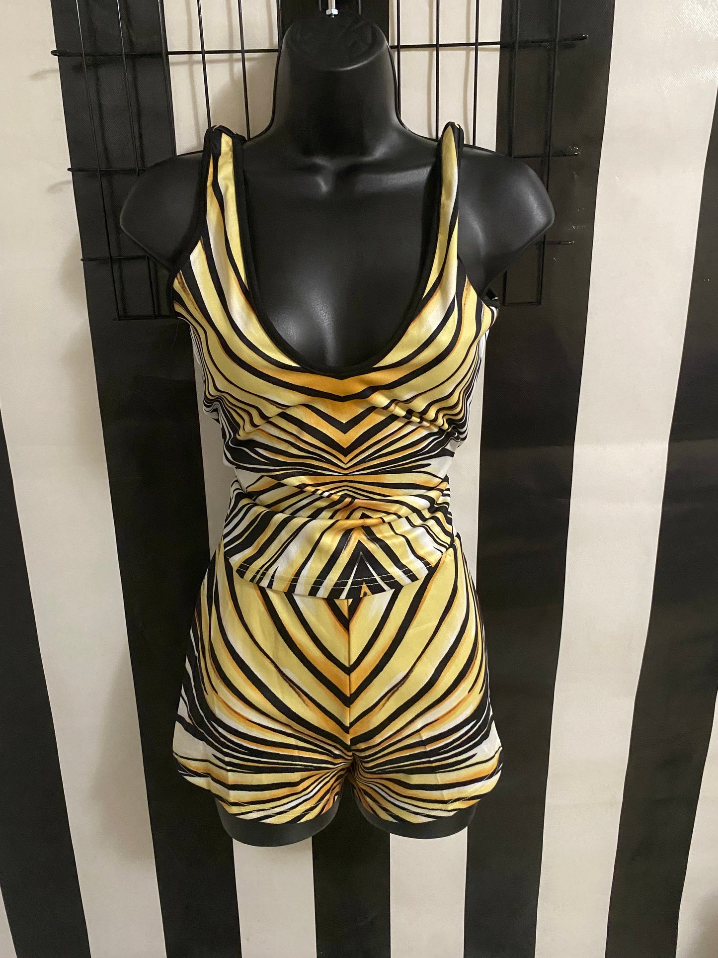 2 piece short set