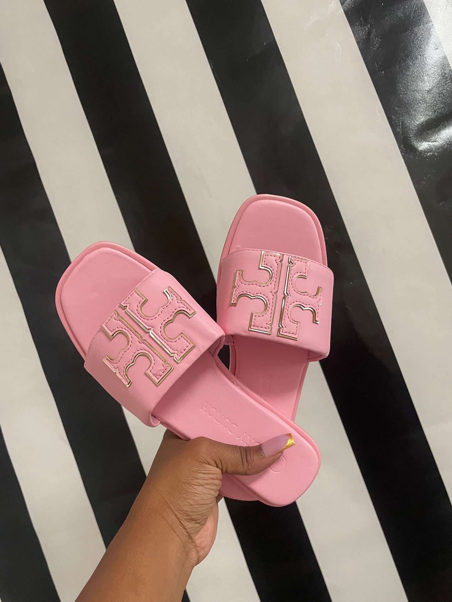 Tory sandles/slides