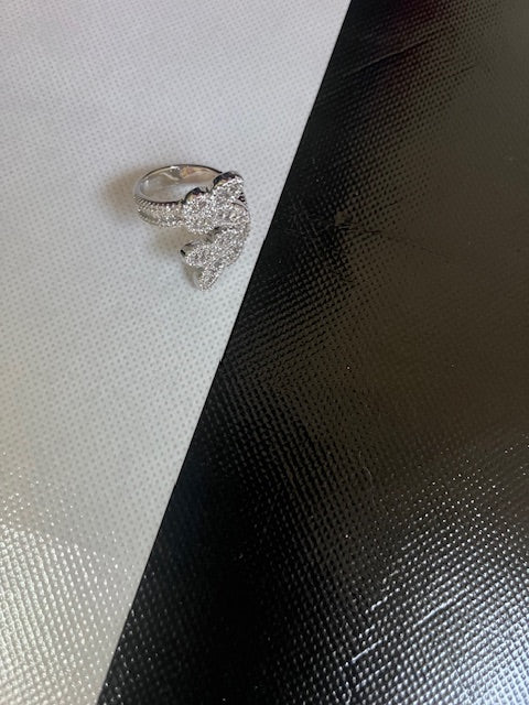 Butterfly rings